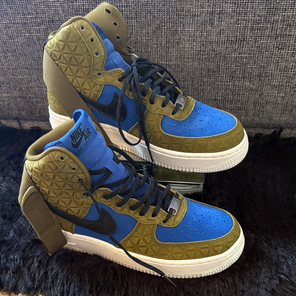 Nike High-Top Sneakers in Blue & Olive with Black Swoosh